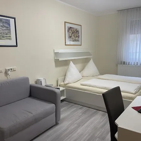 Hotel Koenig Humbert-3
